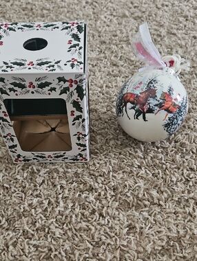 Holiday Horse Scene Christmas Ornament